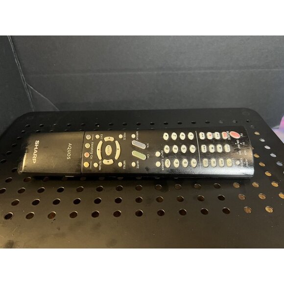 Sharp AQUOS GA600WJSA Black Wireless Remote Control For Sharp LC42HT3U/LC32HT3U - Picture 1 of 3